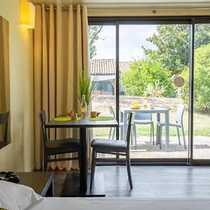 appartement-au-calme-proche-de-la-camargue.fr-provencehotel.com/