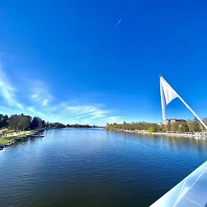 appartement-proche-du-lac-dallier.hotels-rhonealpes.com/